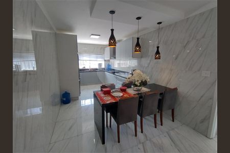 Casa à venda com 3 quartos, 165m² em Chácara Mafalda, São Paulo