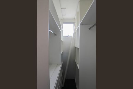 Apartamento para alugar com 48m², 2 quartos e 2 vagasCloset Quarto 1