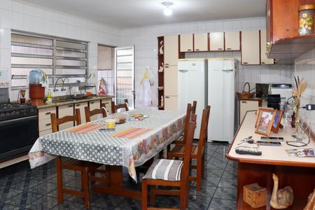 Casa para alugar com 323m², 6 quartos e 7 vagas Casa para alugar com 323m², 6 quartos e 7 vagasCozinha