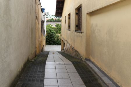 Casa para alugar com 323m², 6 quartos e 7 vagas Casa para alugar com 323m², 6 quartos e 7 vagasÁrea comum