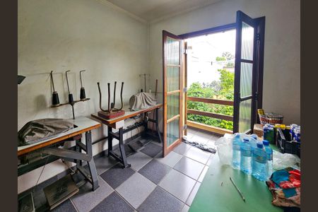 Casa para alugar com 323m², 6 quartos e 7 vagas Casa para alugar com 323m², 6 quartos e 7 vagasQuarto 4