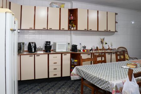 Casa para alugar com 323m², 6 quartos e 7 vagas Casa para alugar com 323m², 6 quartos e 7 vagasCozinha