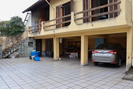 Casa para alugar com 323m², 6 quartos e 7 vagas Casa para alugar com 323m², 6 quartos e 7 vagasÁrea comum