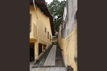 Casa para alugar com 323m², 6 quartos e 7 vagas Casa para alugar com 323m², 6 quartos e 7 vagasÁrea comum