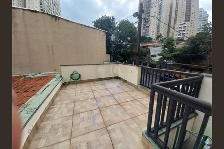Casa à venda com 114m², 2 quartos e 2 vagas