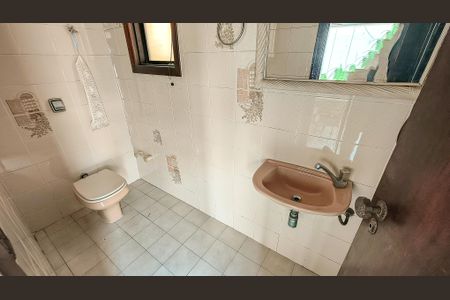 Casa à venda com 350m², 4 quartos e 6 vagasLavabo