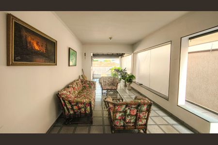 Casa à venda com 350m², 4 quartos e 6 vagasVaranda