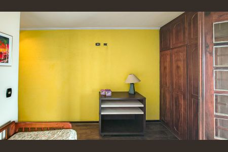 Casa à venda com 350m², 4 quartos e 6 vagasSuíte 2