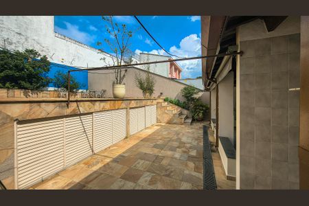 Casa à venda com 350m², 4 quartos e 6 vagasPiscina