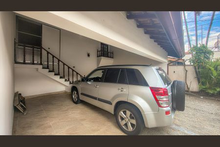 Casa à venda com 350m², 4 quartos e 6 vagasGaragem