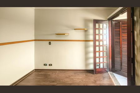 Casa à venda com 350m², 4 quartos e 6 vagasSuíte 3