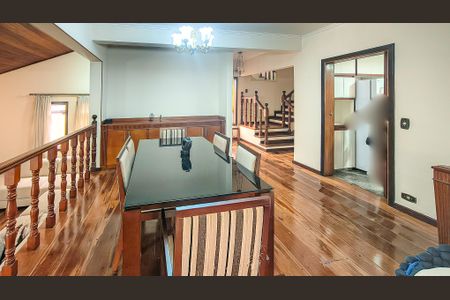 Casa à venda com 350m², 4 quartos e 6 vagasSala