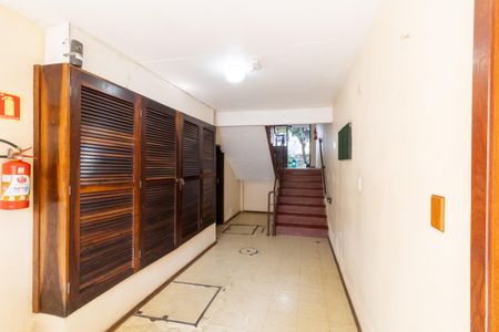 Apartamento à venda com 80m², 2 quartos e 1 vagaHall de entrada