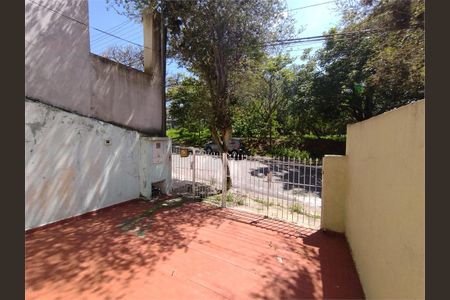 Casa à venda com 153m², 6 quartos e 4 vagas