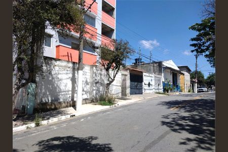 Casa à venda com 153m², 6 quartos e 4 vagas