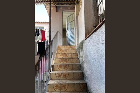 Casa à venda com 4 quartos, 164m² em Jardim Guairaca, São Paulo