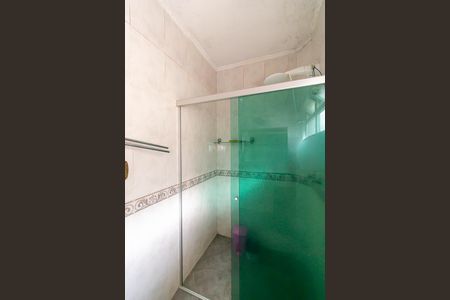 Casa à venda com 170m², 3 quartos e 3 vagasBanheiro 2