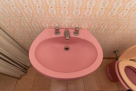 Casa à venda com 170m², 3 quartos e 3 vagasBanheiro 3