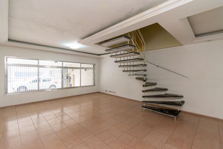 Casa à venda com 170m², 3 quartos e 3 vagasSala