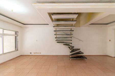 Casa à venda com 170m², 3 quartos e 3 vagasSala