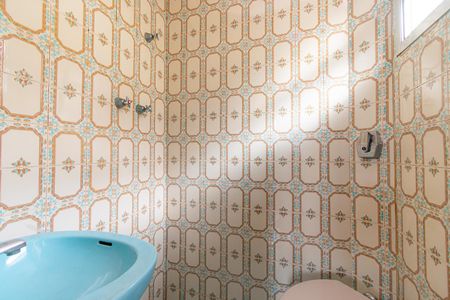 Casa à venda com 170m², 3 quartos e 3 vagasBanheiro da Suíte