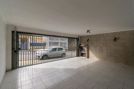 Casa à venda com 170m², 3 quartos e 3 vagasGaragem