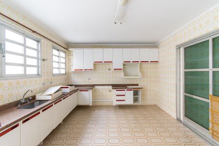 Casa à venda com 170m², 3 quartos e 3 vagasCozinha