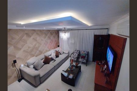 Casa à venda com 203m², 4 quartos e 2 vagas