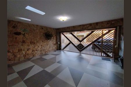 Casa à venda com 203m², 4 quartos e 2 vagas