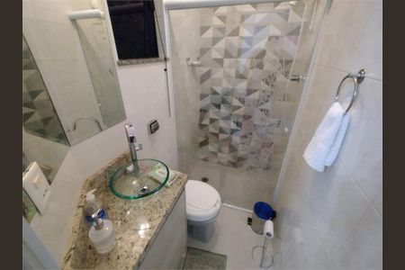 Casa à venda com 203m², 4 quartos e 2 vagas