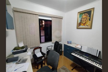 Casa à venda com 203m², 4 quartos e 2 vagas