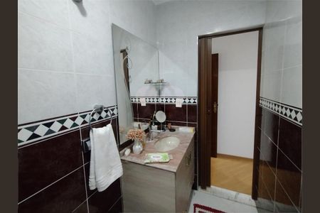 Casa à venda com 203m², 4 quartos e 2 vagas