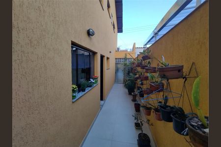 Casa à venda com 203m², 4 quartos e 2 vagas
