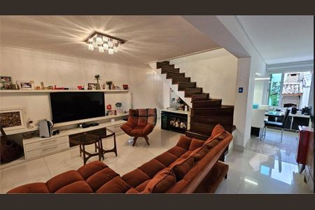 Casa à venda com 2 quartos, 165m² em Jardim Sao Caetano, São Caetano do Sul