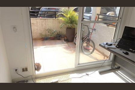 Apartamento à venda com 3 quartos, 76m² em Sítio da Figueira, São Paulo