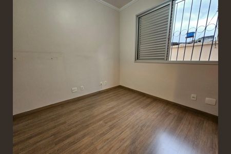 Quarto de apartamento à venda com 3 quartos, 66m² em Colégio Batista, Belo Horizonte