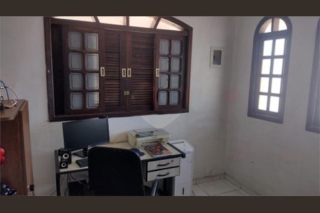 Casa à venda com 6 quartos, 340m² em Vila Alpina, São Paulo