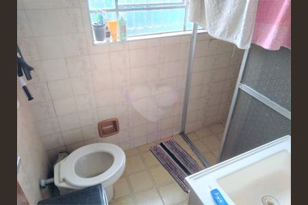 Casa à venda com 4 quartos, 260m² em Vila Anadir, São Paulo