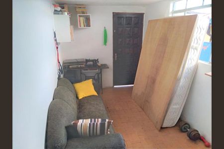 Casa à venda com 4 quartos, 260m² em Vila Anadir, São Paulo