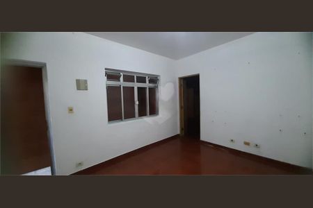 Casa à venda com 3 quartos, 160m² em Jardim Guairaca, São Paulo