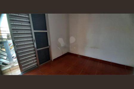 Casa à venda com 3 quartos, 160m² em Jardim Guairaca, São Paulo