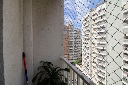 Apartamento à venda com 50m², 2 quartos e 1 vagaVaranda