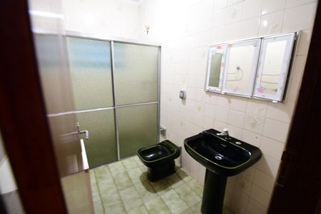 Casa à venda com 124m², 3 quartos e 2 vagasBanheiro Social