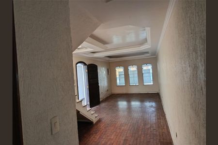 Casa à venda com 3 quartos, 150m² em Vila Zelina, São Paulo