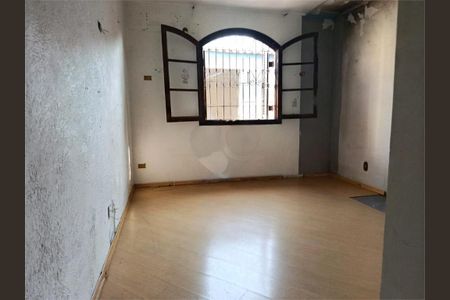 Casa à venda com 3 quartos, 150m² em Vila Zelina, São Paulo