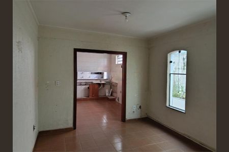 Casa à venda com 3 quartos, 150m² em Vila Zelina, São Paulo