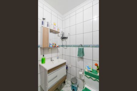 Casa à venda com 125m², 3 quartos e 2 vagasBanheiro social