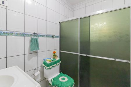 Casa à venda com 125m², 3 quartos e 2 vagasBanheiro social