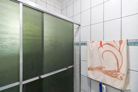 Casa à venda com 125m², 3 quartos e 2 vagasBanheiro social