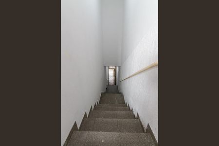 Casa para alugar com 70m², 3 quartos e 1 vagaEscada
